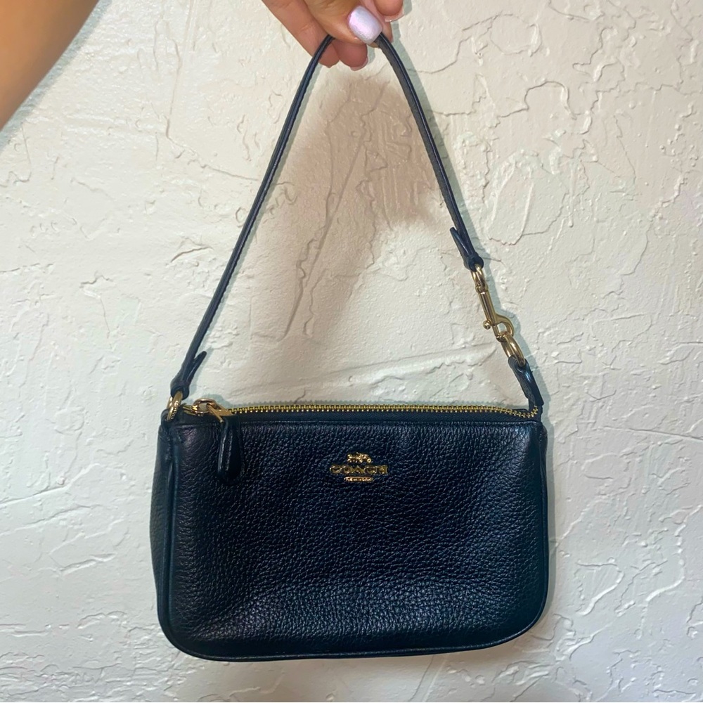 Sold ❌Black Coach shoulder bag